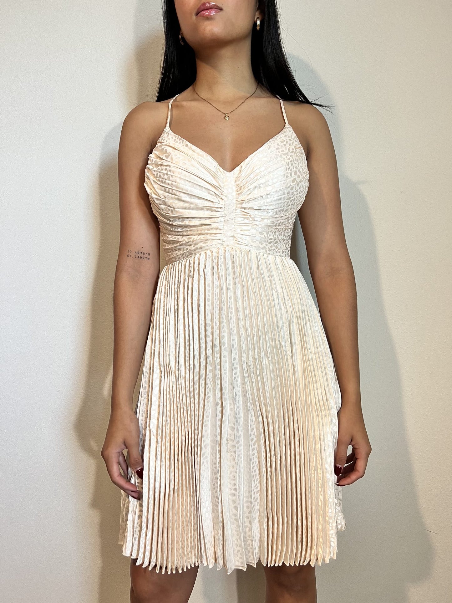 Minivestido color marfil