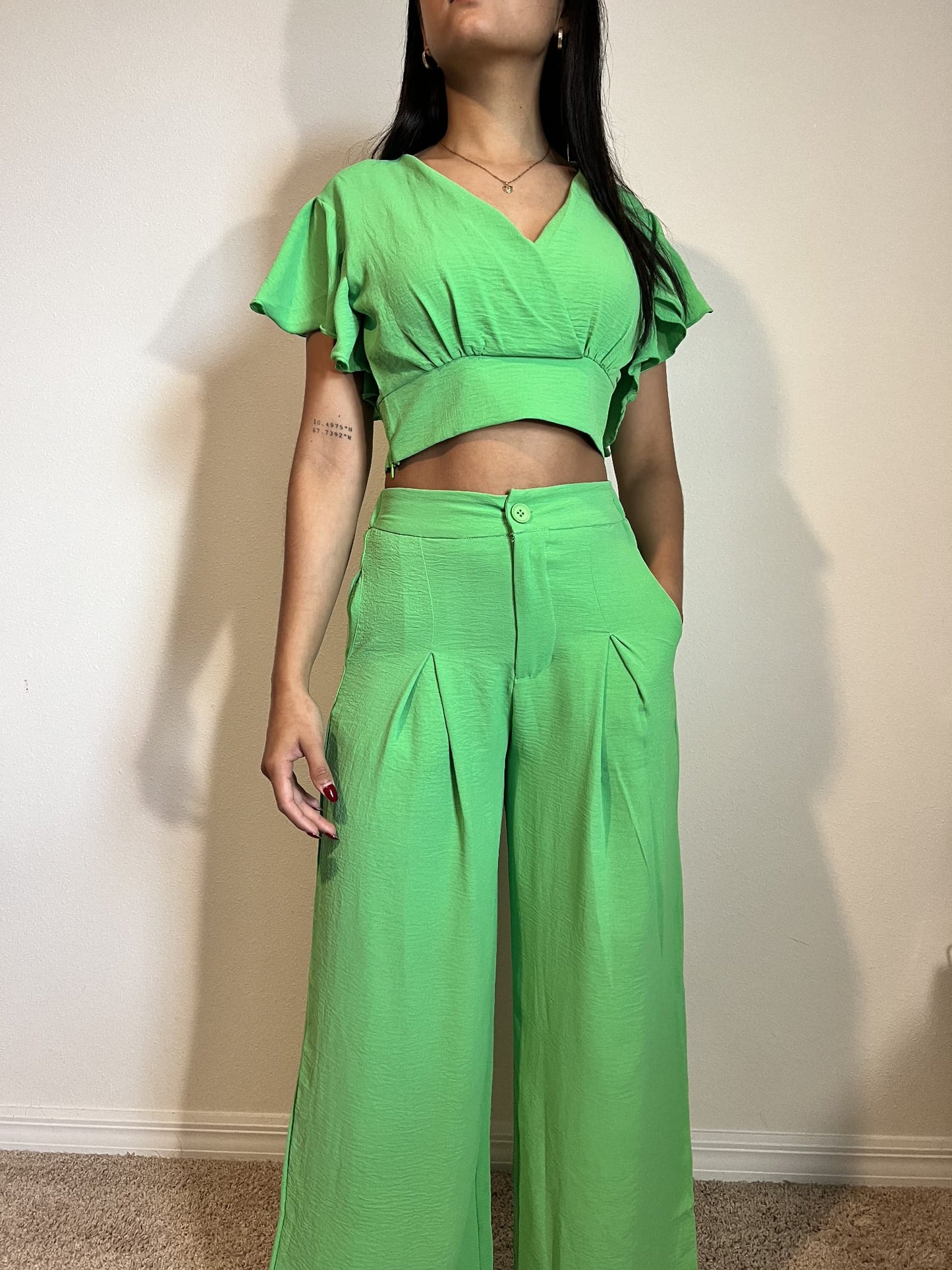 Conjunto de top y pantalón ancho