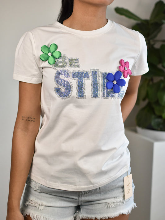 Camiseta blanca con pedrería Be Sill