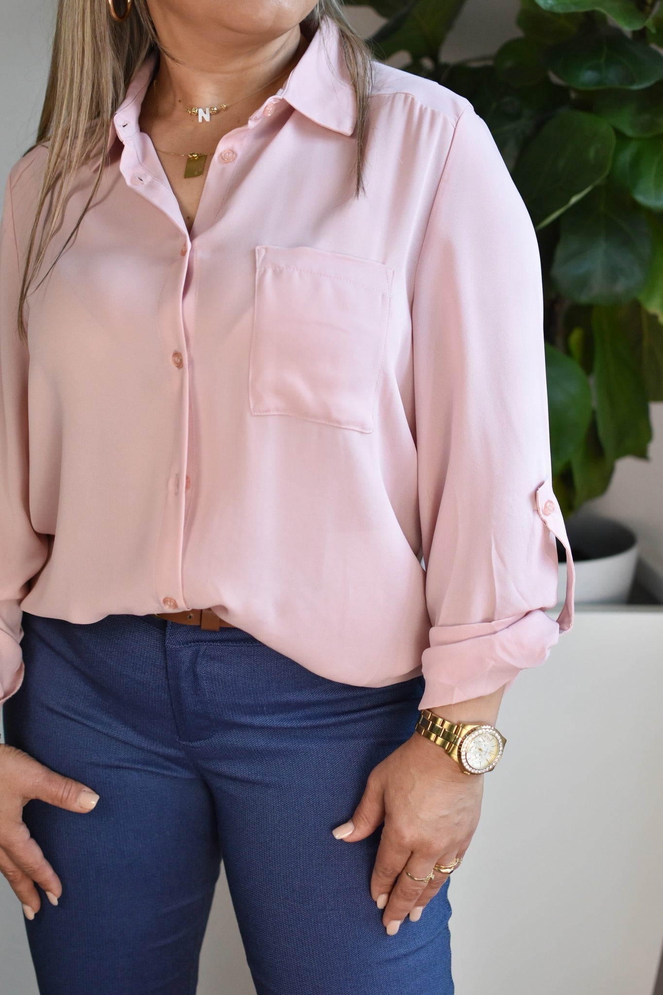 Blusa rosa con botones