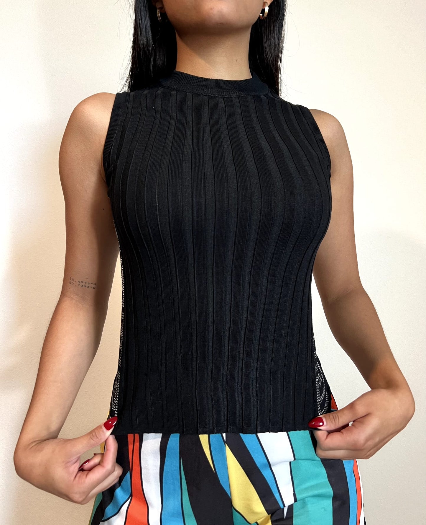 Top High Neck Sleeveless