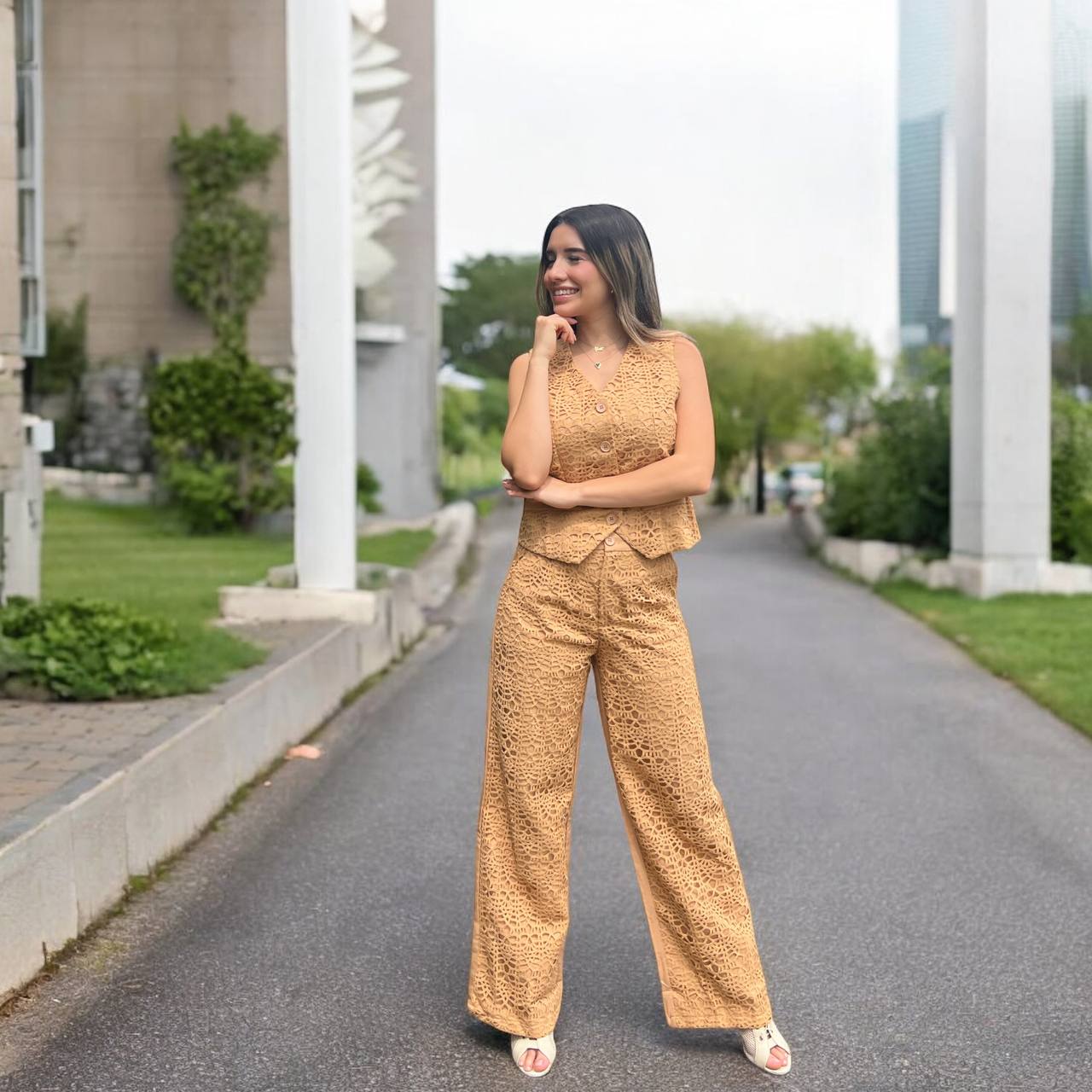 LACE SET PANTS AND VEST